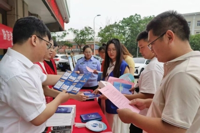 大中街道：网格服务零距离 贴心为民解难题
