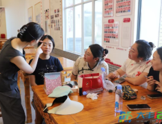 “丰有约・市民课堂”三进活动点亮居民生活