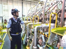 盐城边检站规范检查 保障通关顺畅