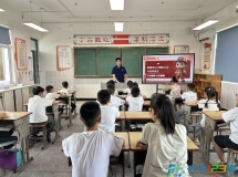 南阳镇：公益暑托伴成长 暖心服务解民忧