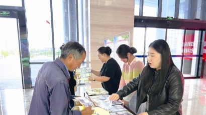发改委开展“世界粮食日”和全国粮食安全宣传周宣传活动
